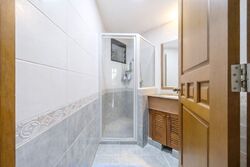 Eastvale (D18), Condominium #524022311